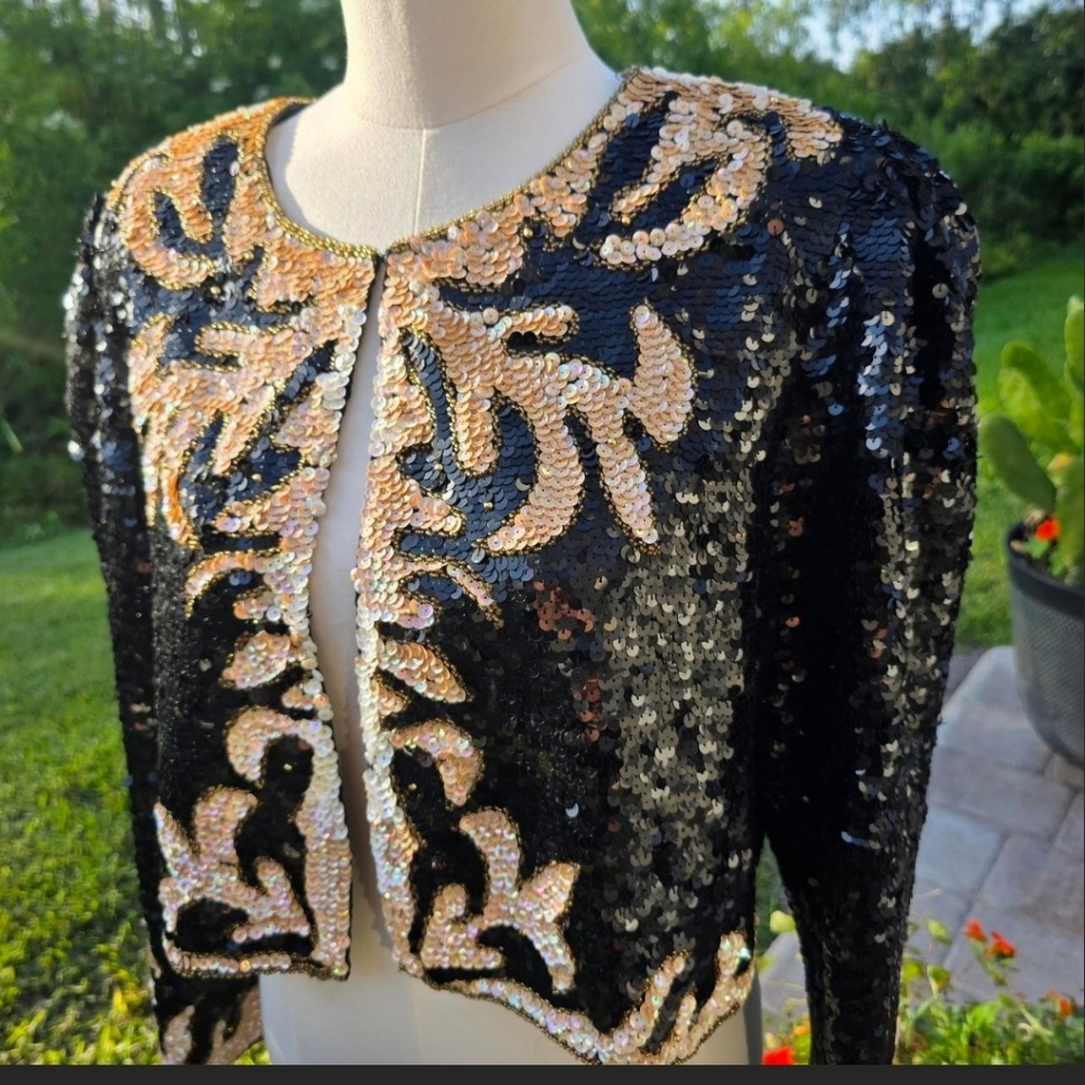 VTG 100% Silk Hand Beaded Sequin Jacket Black Gold Cropped Evening Blazer 90s